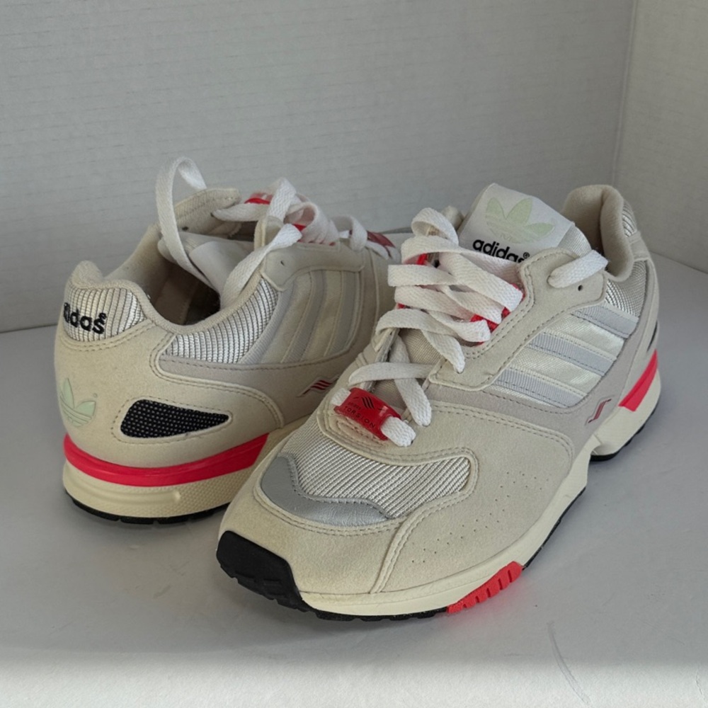 Adidas ZX 700 Women’s Size 7 Cream Pink Running Shoes Casual Sneakers